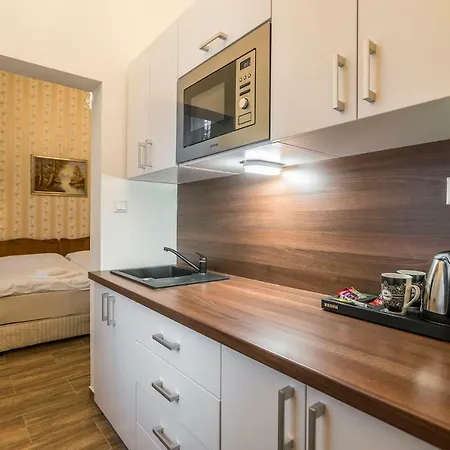 Bosak 1923 Hotel 3*